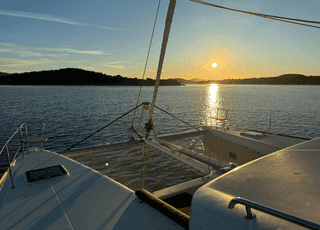 Ankerbucht in den Kornaten bei klarem Wasser