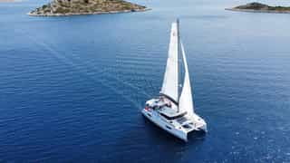 Katamaran - Fountaine Pajot Elba 45 - 5 cab., 4 Kabinen, Baujahr 2022 ab Marina Zadar (ex. Tankerkomerc) in Kroatien chartern. Katamaran Fountaine Pajot Elba 45 - 5 cab., 4 Kabinen, Baujahr 2022 – Marina Zadar (ex. Tankerkomerc), Kroatien